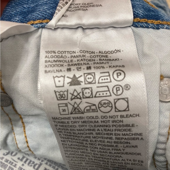 Levi’s 501 Light Wash Distressed Cropped Jeans Women’s 30x28 Straight Leg Denim - Picture 4 of 9